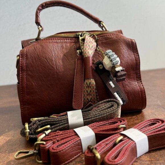 URBAN CHIC Bag-Backpack – Freedom of Style in Every Move - Picture 12 of 13